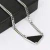 Luxury Pendant Neckor Fashion For Man Woman Invertered Triangle Letter Designers Smycken Mens Womens Trendy Personality Clav1394477