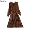 Neploe Maxi Klänningar för Kvinnor V-Neck Sweet Slim Fit Robe Fake Två Patchwork Ribbed Stickad Vestidos Koreansk Fashion Dress 210422