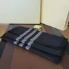 Kaszmirowy wysokiej klasy miękki, gruby designerski szalik Klasyczny w kratę mężczyźni i kobiety Najwyższa jakość garnitury modowe szaliki z pudełkiem i akcesoriami