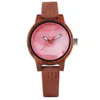 Armbanduhren Elegante Damenuhr aus Holz, Quarzuhr, echtes Leder, stilvoll, lässig, Damenuhren, Reloj Femenino 2021