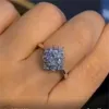 Princess Cut 4mm Lab Diamond Ring Anello Sterling Sier Engagement Anelli per matrimoni per donne Giorni Bridal Party J B6