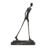 Бронзовая статуя идущего человека от Джакометти Реплика Абстрактная скульптура скелета Винтажная коллекция Art Home Decor 210329269Y