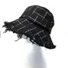 Женщины плед Tweed Bucket шляпа с золотом и серебряными LUREX дамы девушки черные чеки шляпы сырые края женские теплые зима широкий краев