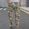 Men039s Pants Men Midwaist Zip Cargo Relaksed Fit Camuflage Spodery z wieloma wygodnymi codziennymi wysokiej jakości Pantalones1347574