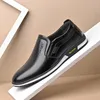 2022 İlkbahar ve Sonbahar Yeni Rahat Moda Deri Rahat Ayakkabılar Erkek Düz Erkek Casual Ayakkabı için Rahat Deri Ayakkabı Kayma