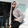 Moda Yüksek Kaliteli Kürklü Faux Kürk Palto Ve Kadınlar Kapüşonlu Kış Zarif Kalın Sıcak Giyim Sahte Kürk Ceket 211122
