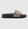 Kvinna / Man Sandaler Kvalitet Snygg Slipper Mode Klassiker Män Kvinnor Flat Skor Slide EU: 35-45 med låda