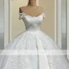 Luxury Scoop Neck Ball Gown Bröllopsklänningar 2022 Av Axel Lace Appliques Beads Vestido de Novia Bridal Gowns Mariage