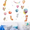 Animaux de bande dessinée ballon sticker mural bébé enfants chambre décoration murale chambre amovible papier peint chambre pépinière autocollants 210615