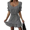 Retro Square Collar Plaid Taille Afslanken Jurk Casual Zomer Mode Dameskleding 210520