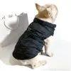 2022 Fasion unisex hondenkleding kat vest sweater ontwerpers letter driehoek waastcoat voor puppy sumsum katoen p jas d2201155Z
