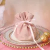 Party Supplies 12 * 9cm Multifunktion Smycken Gift Bag Drawstring Sweet Candy Pouch Velvet Drawstring Bags Baby Shower Accessoarer Bröllop Favoriter Sn3404