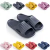 Nyaste tofflor Slides sko män kvinnor sandal plattform sneaker mens kvinna röd svart vit gul glid sandaler tränare utomhus inomhus slipper stil 1-8