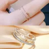 Alianças de casamento simples feminino branco zircon anel de pedra rosa ouro cor prata cor coroa de cristal na moda aberto para as mulheres