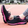2021 Tasarımcı Koşu Ayakkabıları Kadınlar Için Gül Kırmızı Moda Bayan Eğitmenler Yüksek Kaliteli Açık Spor Sneakers Boyutu 36-41 WK