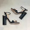 Designer-Sandalen aus echtem Leder, Sommer-Damen-High-Heels, goldene Mode-Plattform, rote Unterseite, Brautkleid-Schuhe für Büroarbeit