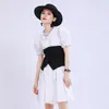 [EAM] Kvinnor Vit Ruffles Split Joint Temperament Klänning Rund Neck Kortärmad Loose Fit Fashion Spring Summer 1w191 21512