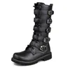 Mäns Läder Motorcykel Stövlar Mid-Calf Militär Combat Gothic Belt Punk Men Shoes Tactical Army Boot 211022