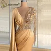Långärmad Arabisk Prom Klänningar Sheer O-Neck 3D Floral Lace Champagne Guld Sexig Slit Afrikansk Tillfälle Evening Dress Robes