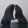 Professionell Outdoor Mens Running Skor Top Högkvalitativ Svart Vit Luxurys Designers Män Sport Sneakers Trainers Jogging Walking