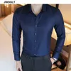 Höst Koreanska Stil Mäns Casual T Shirts Långärmad Turn-down Collar Button Down Regular Fit White Black Social Shirt 210809