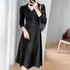 Casual Kleider Herbst Winter Dicke V-ausschnitt Pullover Kleid Elegante Frauen 2021 Lange Weibliche A-linie Schlank Sexy Strick