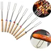 Outdoor BBQ-tools uitstrekkende brandervork roestvrij stalen roosterende vorken 8 kleuren telescopische U-vormige houten handvat barbecue stick T9i001333