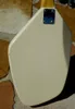 Rare 4 Cordas 60s Vox Phantom IV Creme Elétrico Baixo GUITANT CORPO SÓLIDO, PICK MAPLE, Rosewood Fretboard, White Pickguard, Hardware Chrome