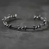 Erkekler Bileklik Açık Manşet Büküm Thorns Tel Pulsera Titanyum Çelik Geometrik Bilezik Açık Manşet Dikenli Takı Viking Bilezik SS-164 Q0717