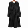 [EAM] Women Black Big Size Pleated Pocket Dress V-Neck Long Sleeve Loose Fit Fashion Spring Autumn 1DD6166 210512