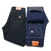 Shan Bao Winter Brand Fit Rechte Fleece Dikke Warm Jeans Klassieke Badge Jeugd Heren Business Casual Hoge Taille Denim Jeans 211206