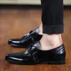 Top di alta qualità da uomo scarpe da uomo scarpe moda mocassini lussurys designer nero bruno in pelle rossa uomini sport scarpe da ginnastica scarpe da ginnastica