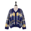 Peut-être U Femmes Rose Bleu Plaid V Cou Simple Bouton Bouton Tricoté Pull Lâche Cardigans Hiver Outwear M0006 210529