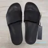 Högkvalitativa Luxurys Designers Kvinnor Sandaler Mode Sex Färger Blå Vit Röd Svart Guld Silvery Flip Flip Flops Män Slide 2021 US 7-12