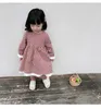 2020 Höst Barnkläder Japanska Korea Bomull Linen Baby Girls Princess Klänning Striped Ruffles Sleeve Kids Casual Dress Q0716