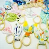 31 kleuren Baby-baby Bijtringen Bijtring tanden Stof en houten Tandjestraining Crinkle-materiaal aan de binnenkant Zintuiglijk speelgoed Fopspeen5095838