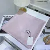 2021 Fashion Top Classic Fashion Scarf pour femmes Wool Silk Cashmere Letter Scarf Châle 18Color Swames Swekets Taille 140x140cm Witho5108783