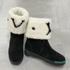 Botas de Neve Designer Feminino Botas Planas de Lã Macia Camurça Sapatos de Couro Botas de Inverno Martin Botas estampadas acima do joelho 35-43