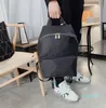 Unisex Tasarımcı Siyah Backpacks Orta boy lüks okul çantaları Çiçekler Erkek Kadın Açık Seyahat Çantası Moda Öğrencileri Arka Paketler