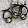 4 cm lange elastische Haarspange mit klassischer Perle um die Kette, Mode-C-Haargummi mit Stempel „Duduwen“ zur Sammlung