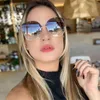 QPeClou 2020 New Metal Oversized Square Sunglasses Women Brand Designer Vintage Punk Sun Glasses Female Fashion Shades Oculos