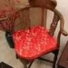 Custom Luxury Jacquard Floral Triangle Chair Gap Pad Comfort Sittkudde Anti-Slip Oregelbunden Kinesisk Silk Satin Svamp Sit Matta