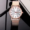 ファッションレディースクォーツ腕時計腕時計様々な色オプションウォッチギフト防水デザインカラー18