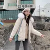 Ly Varey Lin зима короткие хлопковые куртки женщины корейский стиль негабаритный меховой воротник пентаграмма узор задние пузырьковые пальто 210526