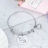 Mulheres de aço inoxidável meninas inspiradoras citações pulseira coração charme pulseiras ela acredita que poderia então ela fez pérola Q0719