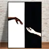 Abstrato preto e branco mão em mão arte posters e imprime imagens de arte de parede na pintura de lona para decoração de casa sala de estar