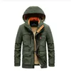 Giubbotti da uomo Pelliccia con cappuccio Cargo Bomber Cappotti Giacca invernale da uomo Fodera in lana spessa Caldo Streetwear Army Parka Giacca a vento multitasche