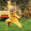 Marka Novelty Pacy Chinese Kongfu Bruce Lee Baby Boy Odzież 0-24m 100% Bawełna Super Jakości Ropa Costume Rockper 211011