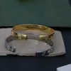 Designer-Armreifen für Frauen Mode und einzigartiges Design Offenes Armband Männer und Frauen Gold-plattiert Silberarmband Trend Matching Supply NRJ