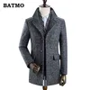 バットモ到着冬の高品質60％ウールの厚いトレンチコート男性、メンズグレーウールのジャケット、プラスサイズM-3xL、0833 211122